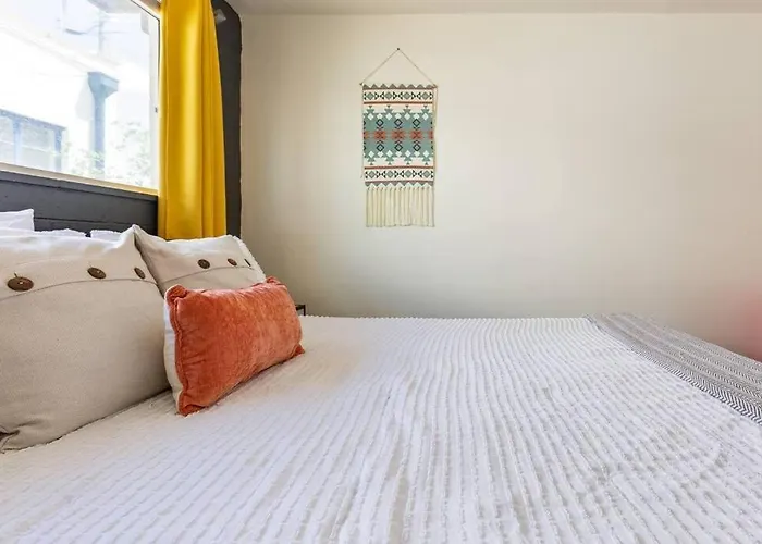 Apartment 2br With Bbq & Parking Spring Fling Tucson