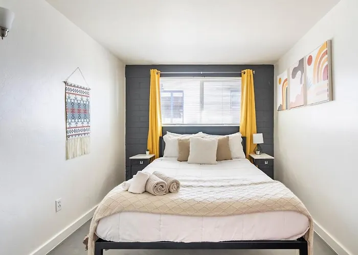2br With Bbq & Parking Spring Fling *